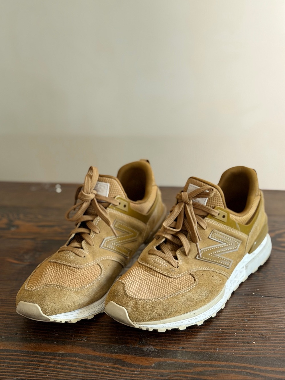 New Balance MS574FSB Men’s Suede & Mesh Sneaker - Tan SIZE 13